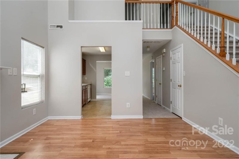 Property image 4 at 2636 Cochrane Drive, Charlotte, NC 28269