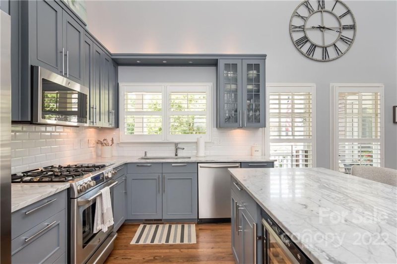 Property image 5 at 628 Olmsted Park Place, Charlotte, NC 28203