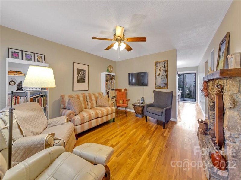 Property image 5 at 101 Market Street, Maggie Valley, NC 28751