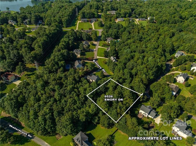 Property image 2 at 6526 Emory Drive, Hickory, NC 28601