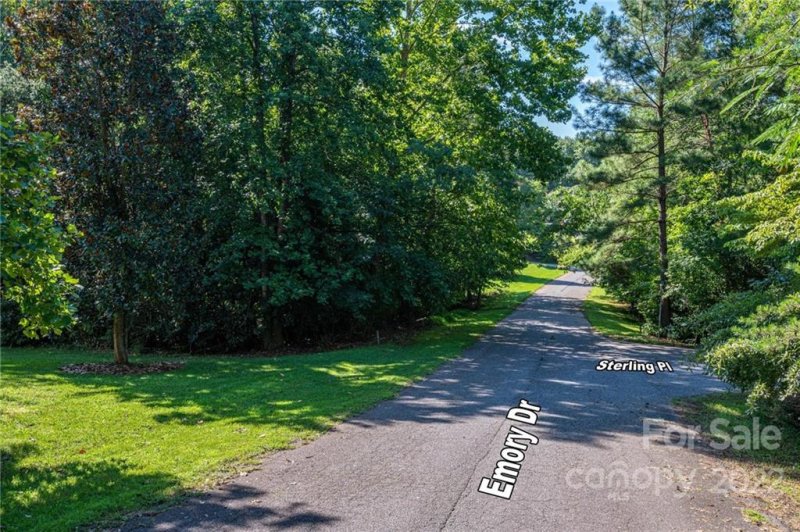 Property image 4 at 6526 Emory Drive, Hickory, NC 28601