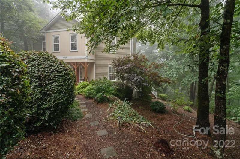 Property image 3 at 8725 Lisa Trail, Connelly Springs, NC 28612