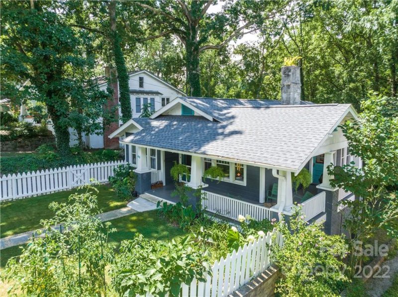 Property image 4 at 40 Dellwood Street, Asheville, NC 28806