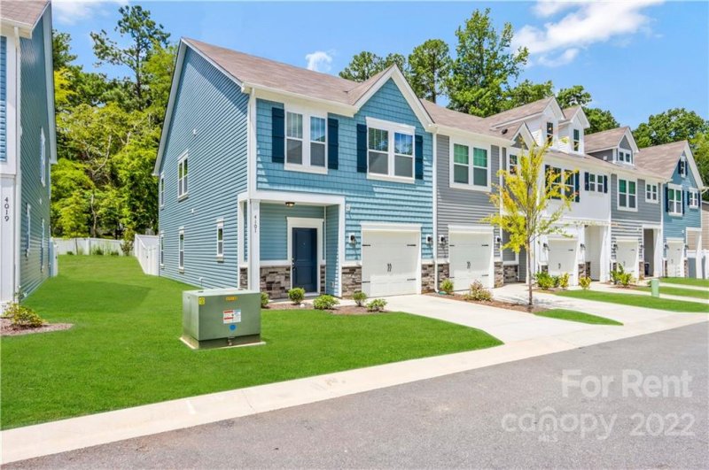 Property image 3 at 4101 Ahan Drive, Charlotte, NC 28210