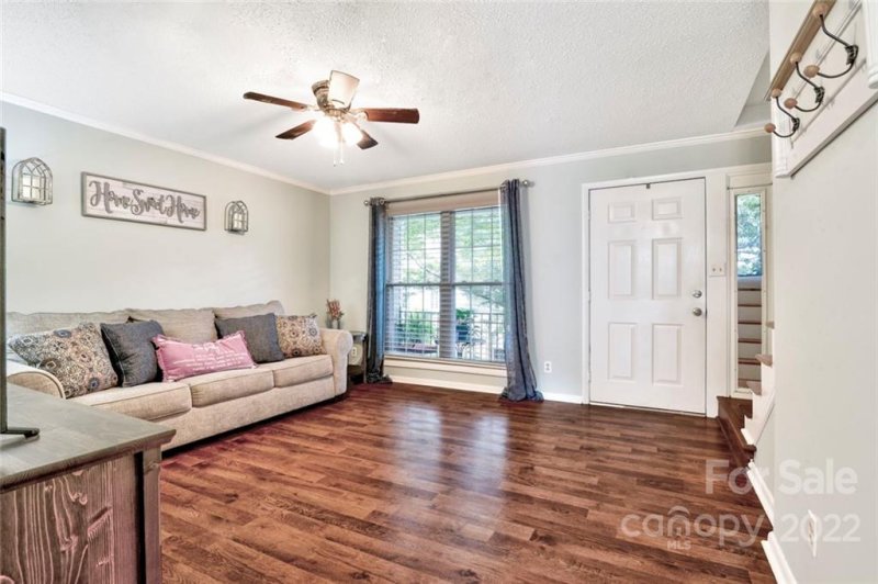 Property image 4 at 973 Surry Lane, Gastonia, NC 28054