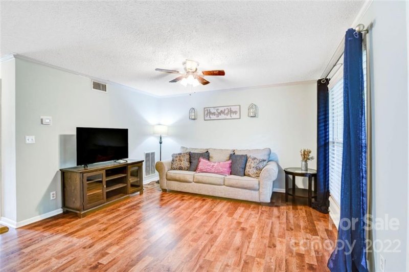 Property image 5 at 973 Surry Lane, Gastonia, NC 28054