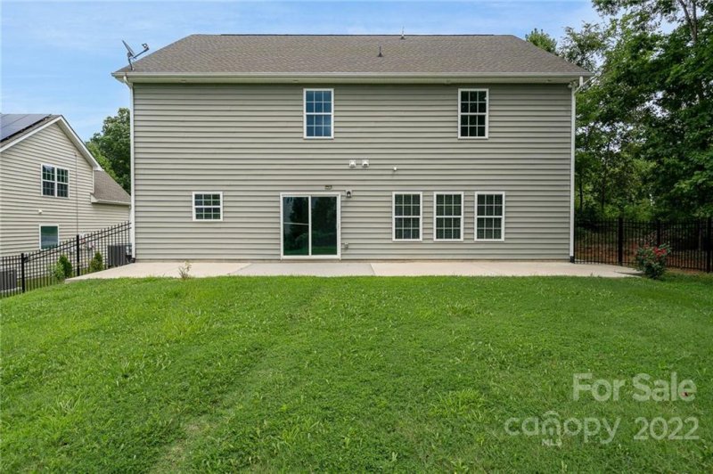 Property image 5 at 8992 Savannah Road, Harrisburg, NC 28075