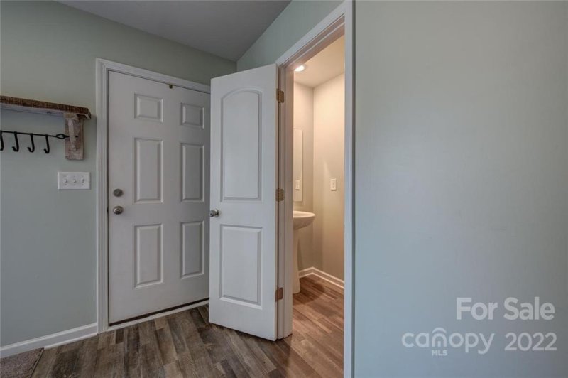 Property image 3 at 2236 Pinnacle View Drive, Kings Mountain, NC 28086