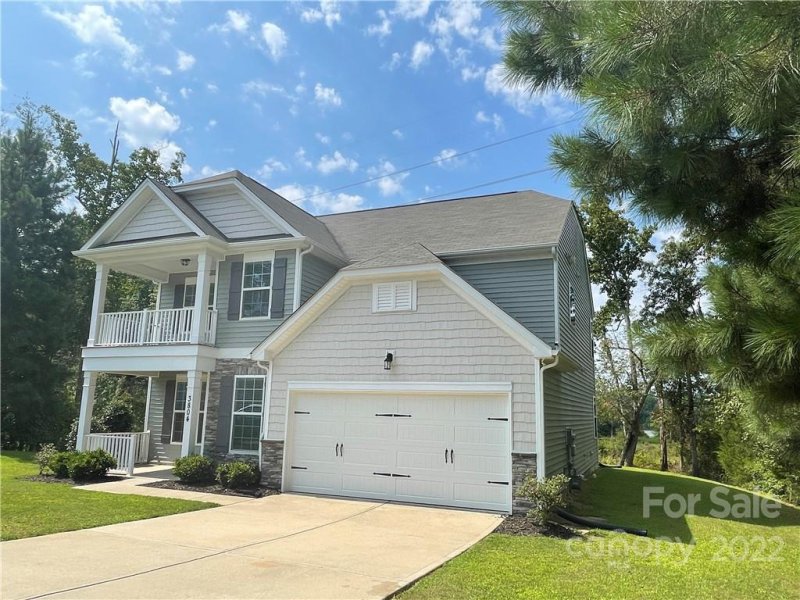 Property image 2 at 3804 Schenley Avenue, Gastonia, NC 28056