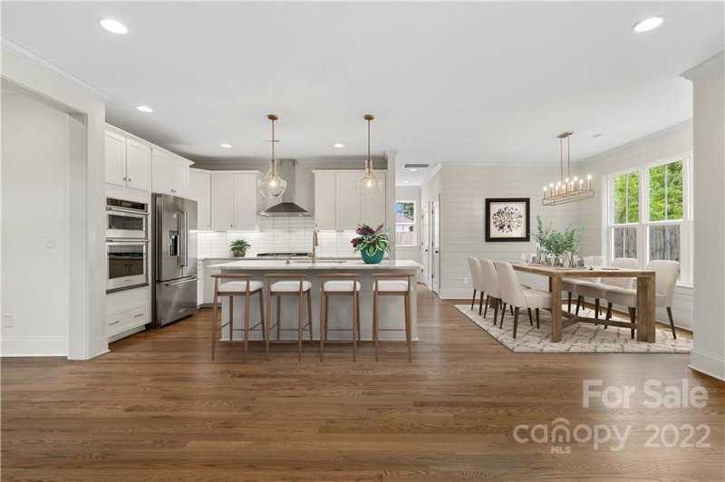 Property image 3 at 239 Keswick Avenue, Charlotte, NC 28206