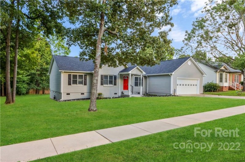 Property image 2 at 616 Gray Drive, Charlotte, NC 28213