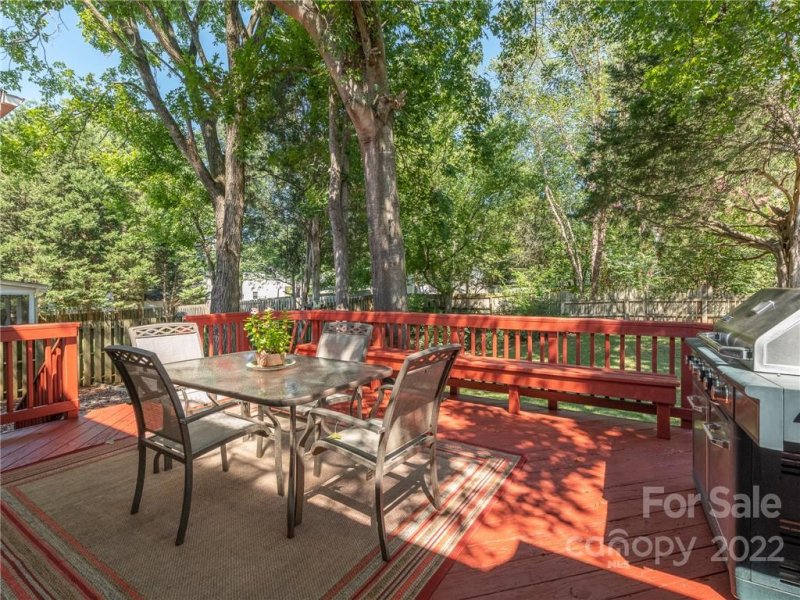 Property image 3 at 5813 Ivy Walk Court, Concord, NC 28027