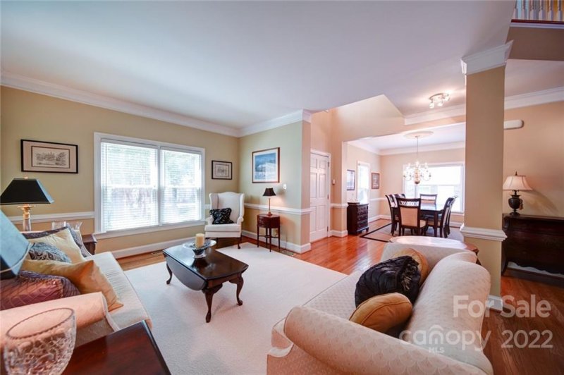 Property image 3 at 15616 Woodland Ridge Lane, Charlotte, NC 28278