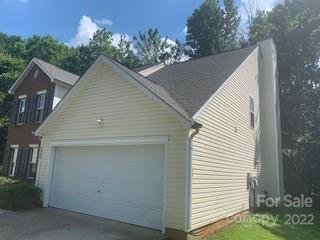 Property image 3 at 8906 Woodland Hills Road, Charlotte, NC 28269