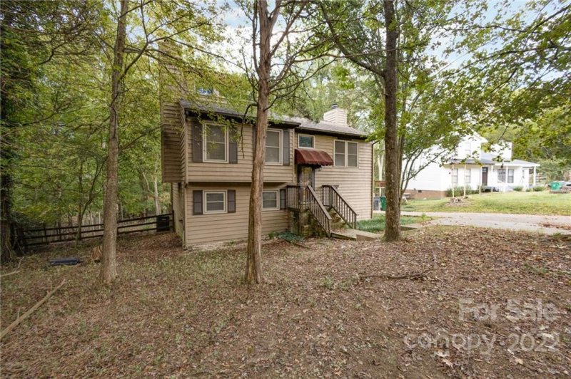 Property image 2 at 7717 Saint Moritz Lane, Charlotte, NC 28226