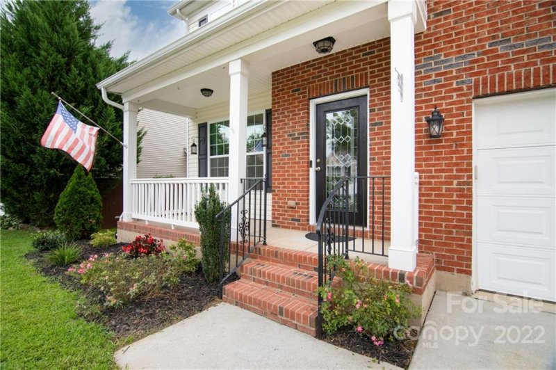 Property image 2 at 863 Ivy Trail Way, Fort Mill, SC 29715