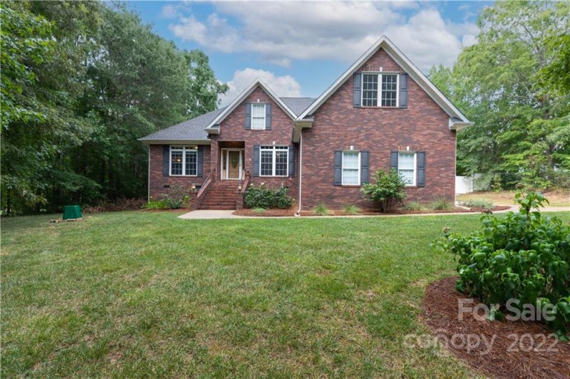 Property image 2 at 1608 Hunters Place Road, York, SC 29745