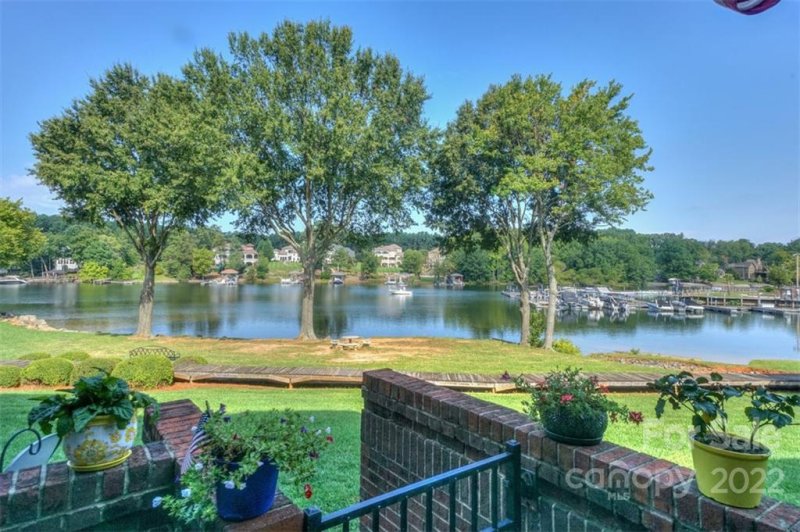 Property image 3 at 7851 Village Harbor Drive, Cornelius, NC 28031