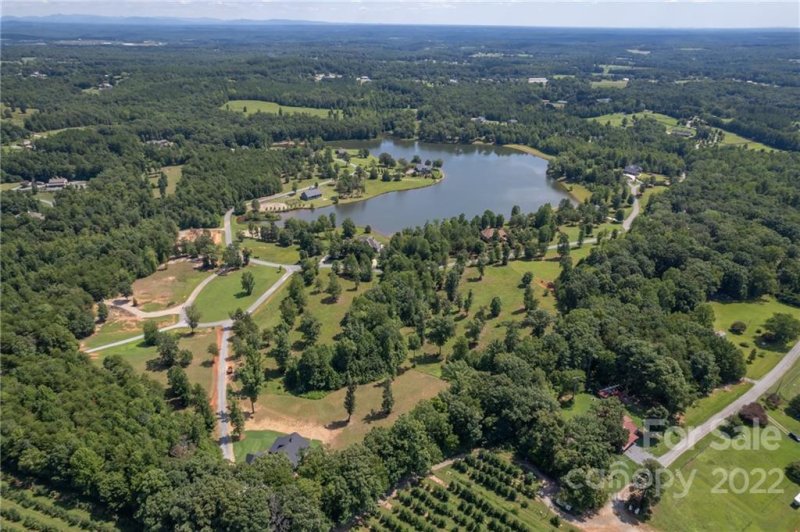 Property image 3 at 61 Taddington Circle, Columbus, NC 28722