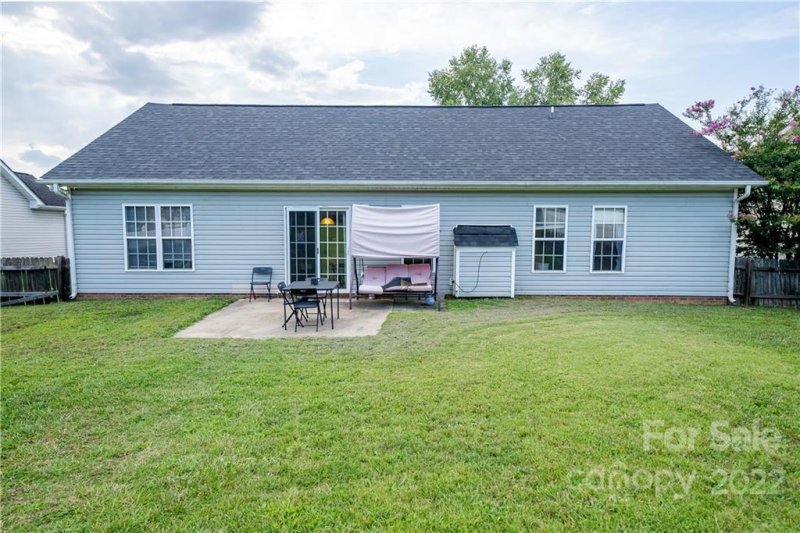 Property image 5 at 568 Scarlet Leaf Lane, Oakboro, NC 28129