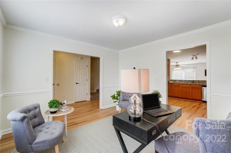 Property image 4 at 7549 Pilot Cove Court, Denver, NC 28037