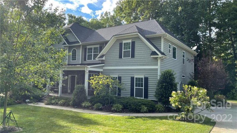 Property image 2 at 128 Harvest Wind Court, Mooresville, NC 28115