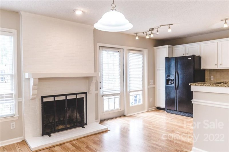 Property image 3 at 8242 Legare Court, Charlotte, NC 28210