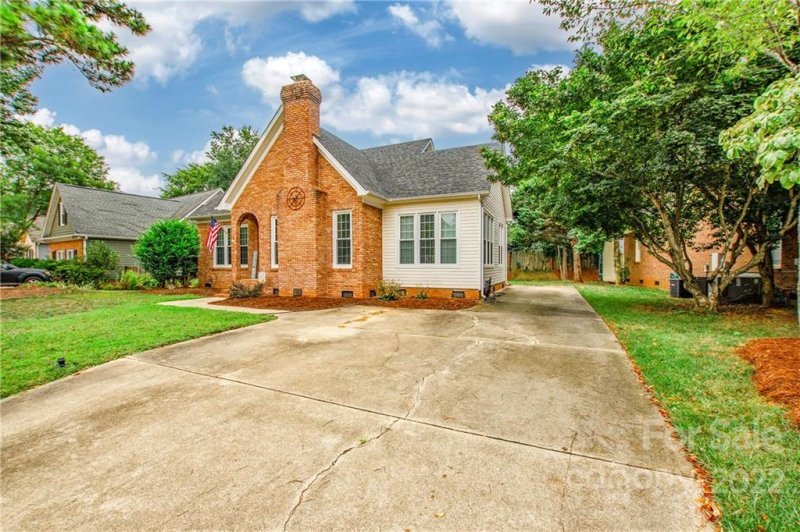 Property image 2 at 1876 Steeplechase Drive, Rock Hill, SC 29732