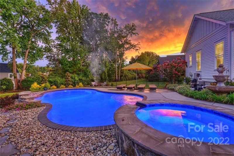 Property image 4 at 128 Slocumb Lane, Mooresville, NC 28117