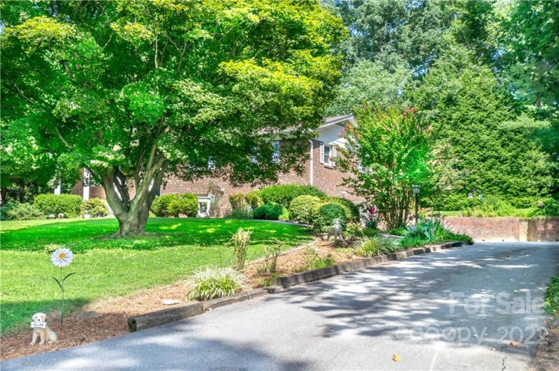 Property image 2 at 222 Shannon Road, Hendersonville, NC 28791