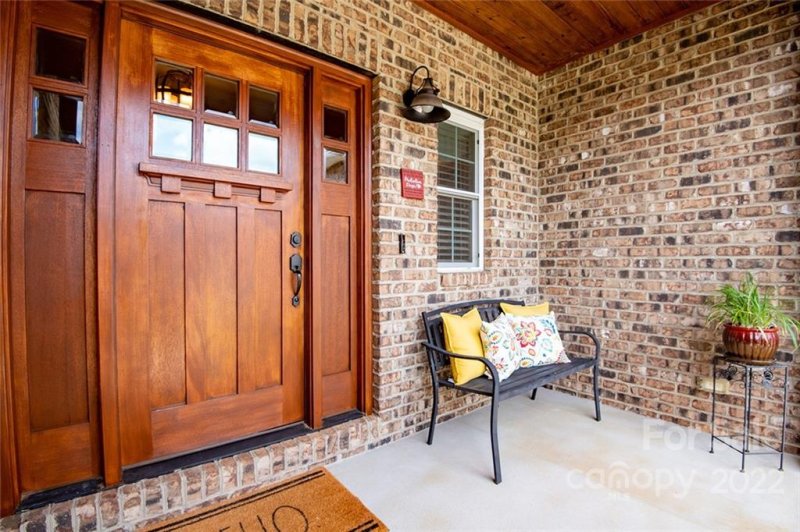 Property image 4 at 1482 Kensington Park Court, Hickory, NC 28602