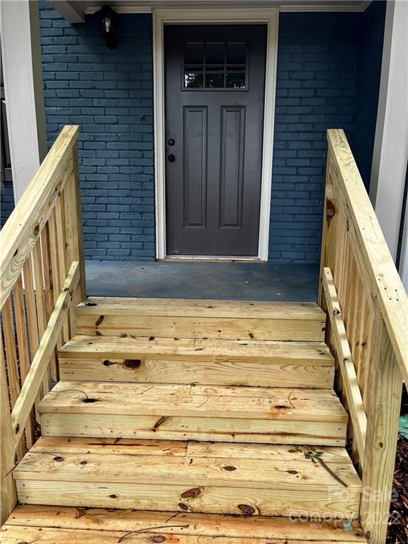 Property image 2 at 1223 11th Street, Hickory, NC 28601