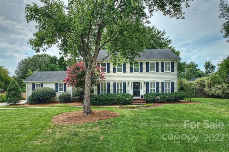 Property image 3 at 5115 Summer Gate Drive, Charlotte, NC 28226