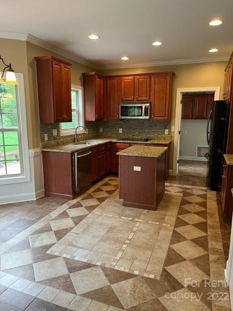 Property image 2 at 117 Winding Creek Drive, Troutman, NC 28166