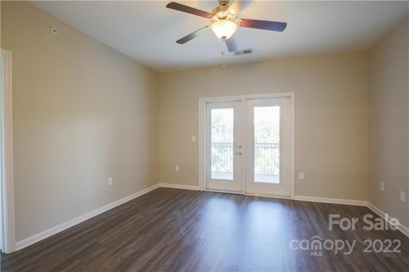 Property image 3 at 142 Brickton Village Circle, Fletcher, NC 28732