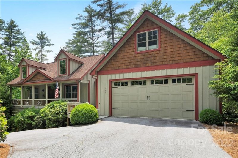 102 Sunrise Ridge Court