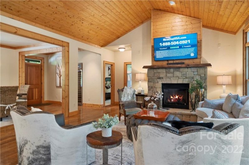 Property image 5 at 102 Sunrise Ridge Court, Sapphire, NC 28774