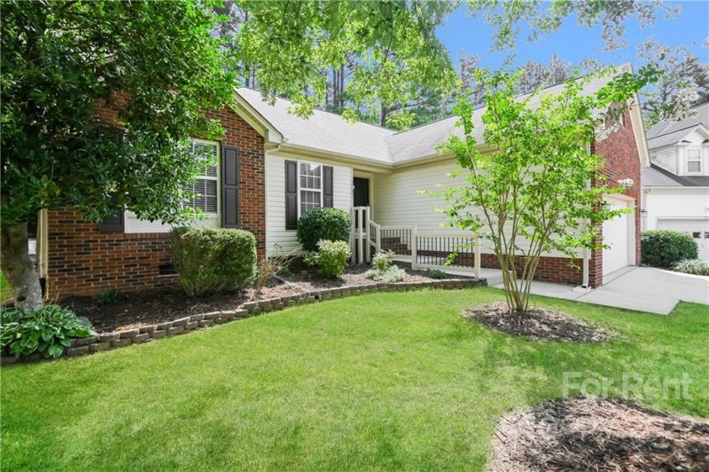 Property image 2 at 2889 Shadow Brook Court, Concord, NC 28027