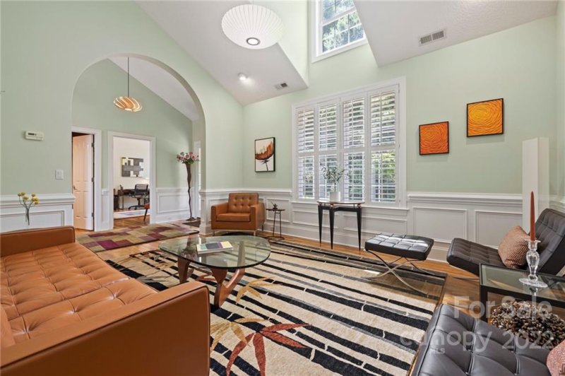 Property image 4 at 104 Dutchman Lane, Asheville, NC 28803