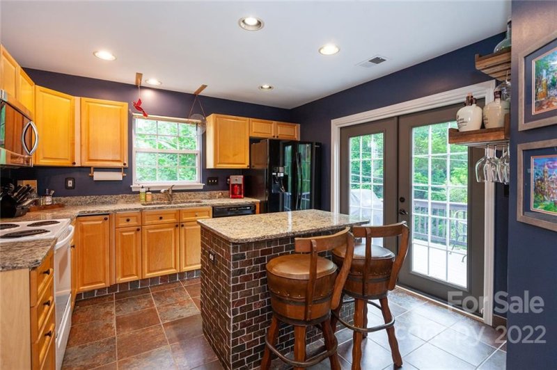 Property image 4 at 701 Mountainwater Drive, Charlotte, NC 28262