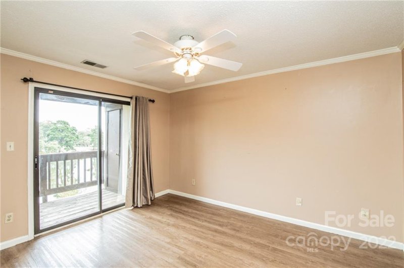 Property image 4 at 8149 Cedar Glen Drive, Charlotte, NC 28212