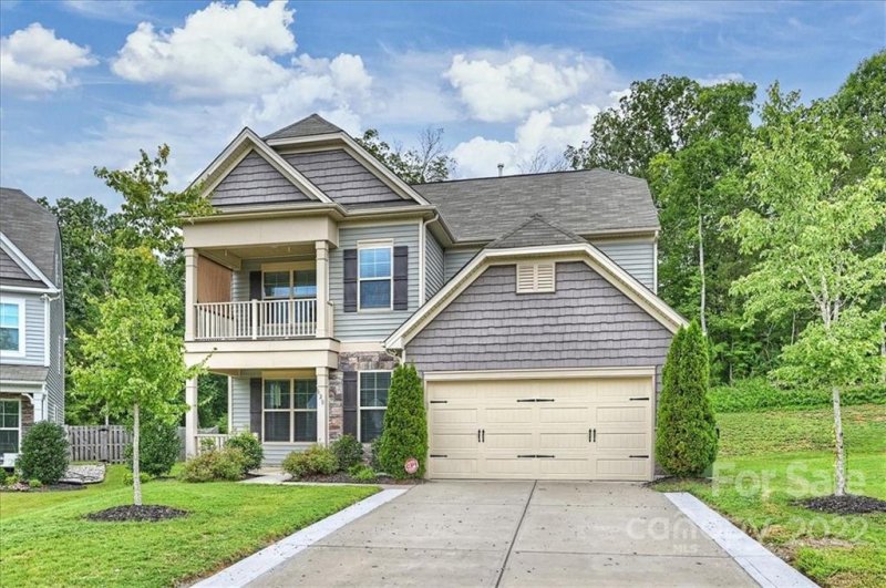 Property image 2 at 620 Augustus Lane, Mount Holly, NC 28120