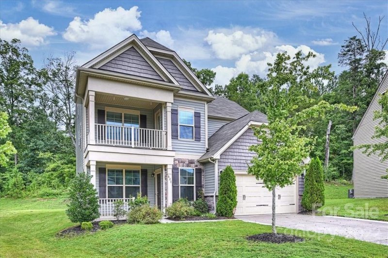 Property image 3 at 620 Augustus Lane, Mount Holly, NC 28120