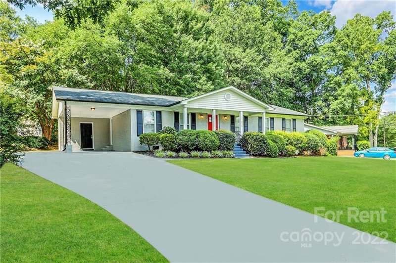 Property image 2 at 2115 Helen Drive, Gastonia, NC 28054