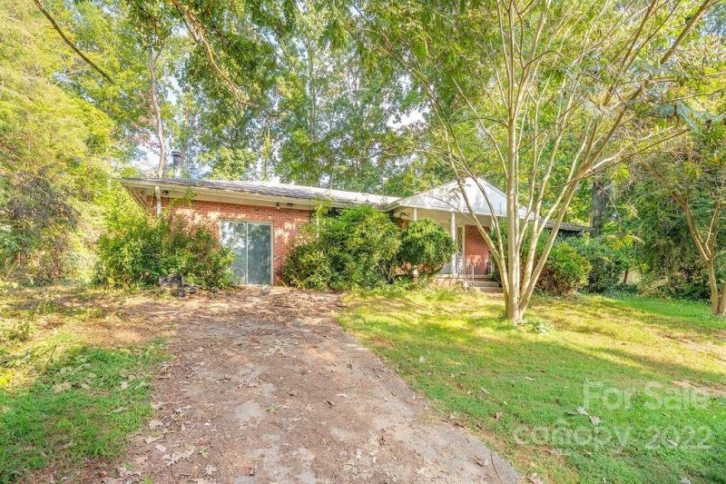 Property image 2 at 26 Forestdale Drive, Asheville, NC 28803