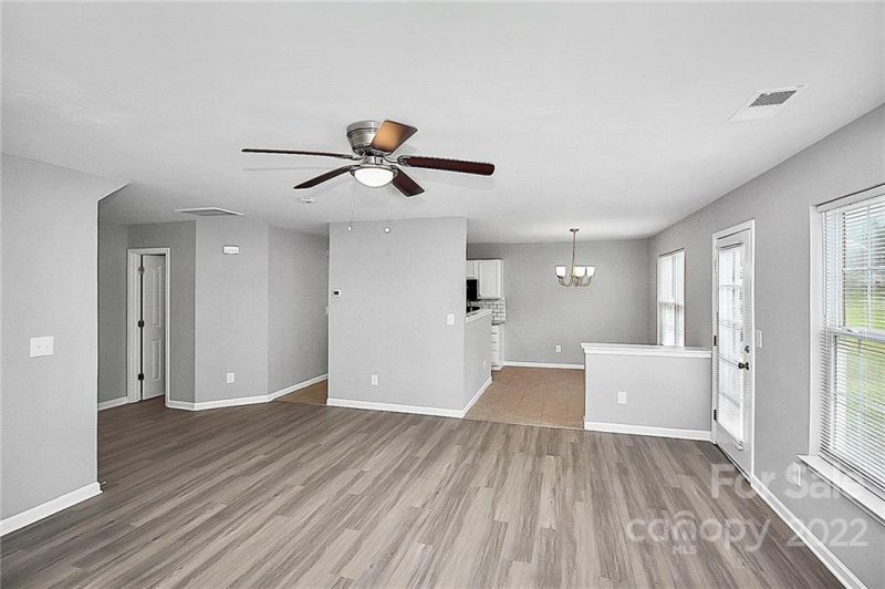 Property image 4 at 8401 Wallace Glen Drive, Charlotte, NC 28212