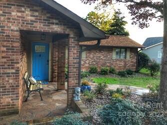 Property image 3 at 2680 Southern Breeze Road, Sherrills Ford, NC 28673