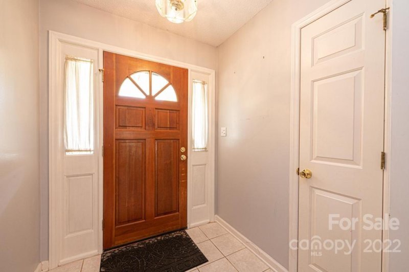 Property image 5 at 1703 Indian Springs Drive, Conover, NC 28613