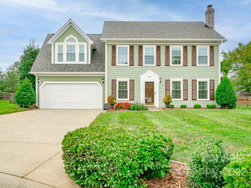 Property image 2 at 6836 Oldecastle Court, Charlotte, NC 28277