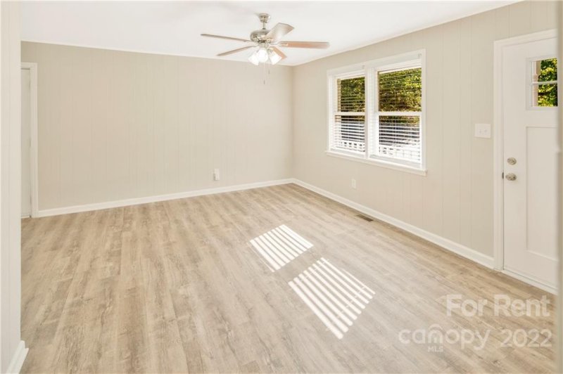 Property image 4 at 1424 Sherwood Drive, Kannapolis, NC 28081